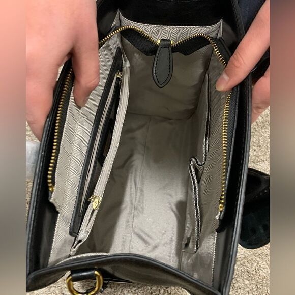 Hand Painted Genuine Leather Floral Embossed with 3D Butterfly Handbag - Picture 15 of 16